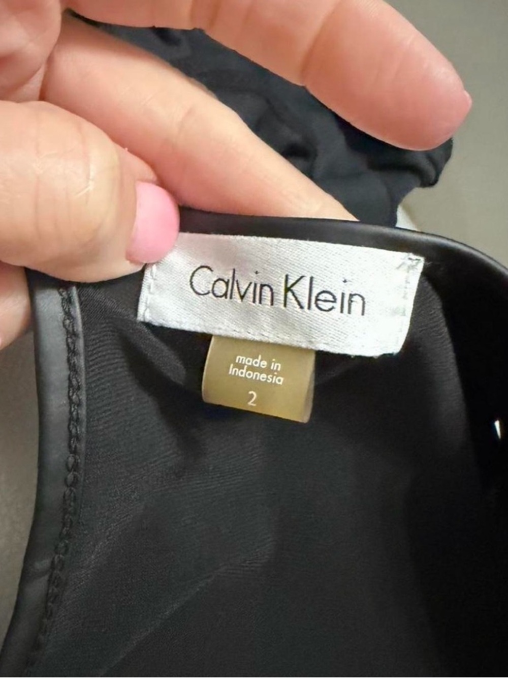 Calvin Klein Black Shift Dress Faux Leather Trim Cap Sleeve Size 2 - Picture 5 of 9